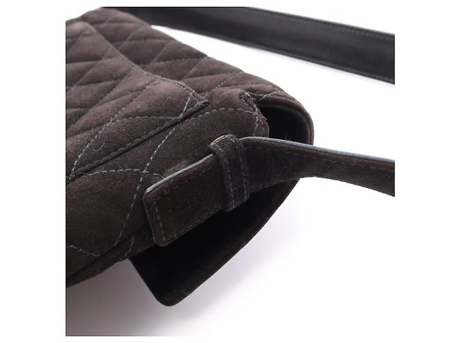 Borsa a tracolla Chanel Matelassé in camoscio Nero - vista 13