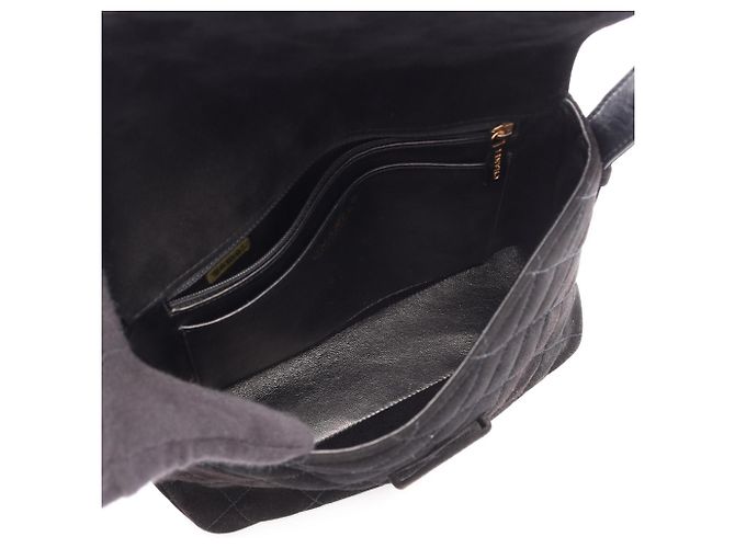 Borsa a tracolla Chanel Matelassé in camoscio Nero - vista 3