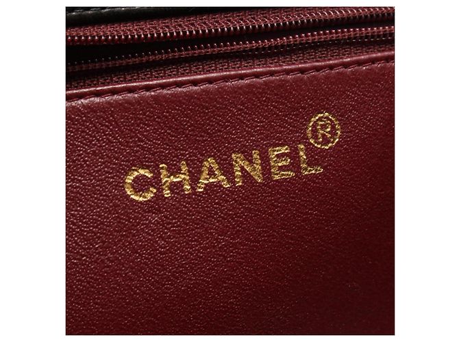 Bolsa de Ombro Chanel Matelassé Black Preto - vista 4
