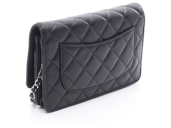Chanel Matelassé Schultertasche aus schwarzem Lammleder - Ansicht 2