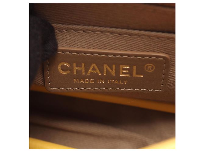Bolso de hombro Chanel Matelassé Amarillo - vista 4