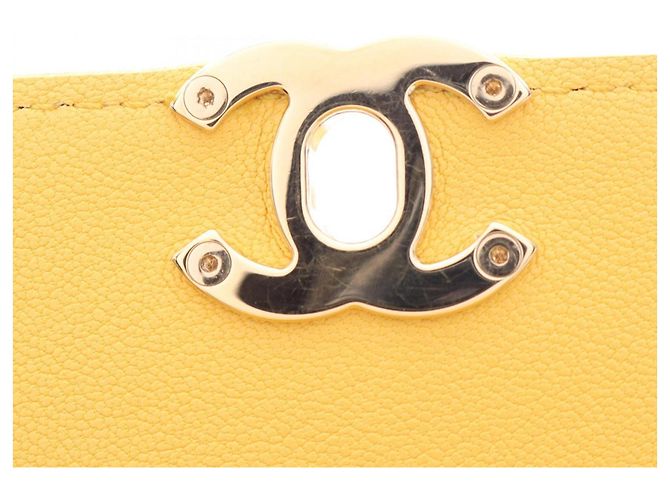 Bolso de hombro Chanel Matelassé Amarillo - vista 6