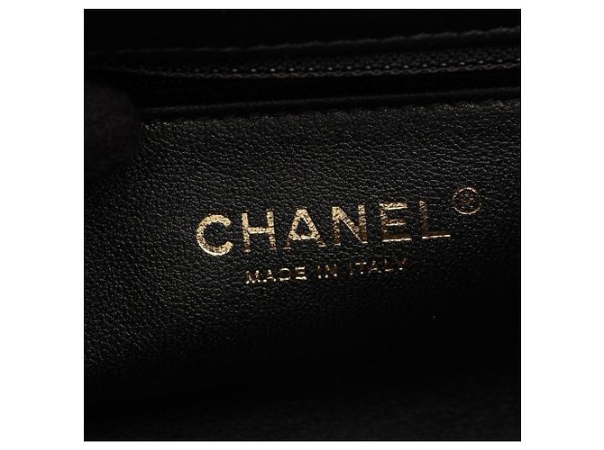Bolso de hombro Chanel Matelassé de piel de cordero negra Negro - vista 4