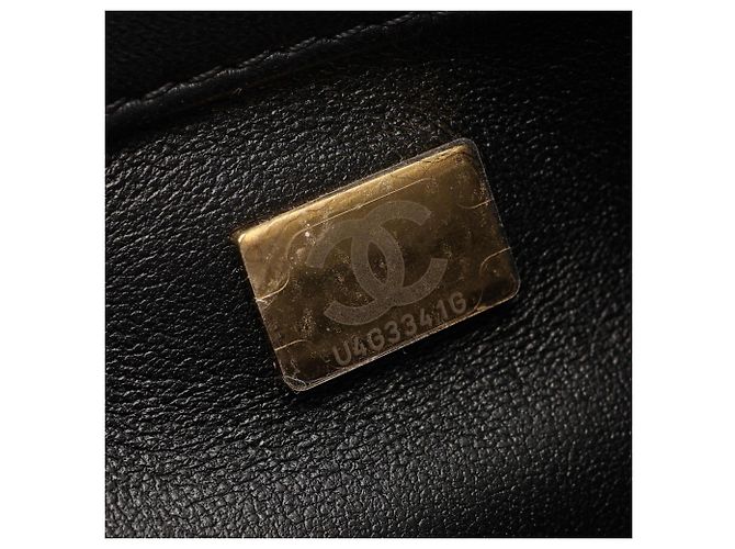Bolso de hombro Chanel Matelassé de piel de cordero negra Negro - vista 5