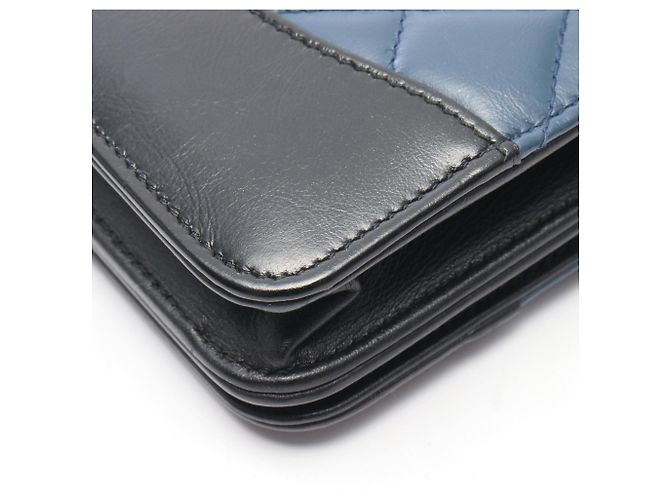 Borsa Chanel Matelassé in pelle nera e blu navy Nero - vista 6