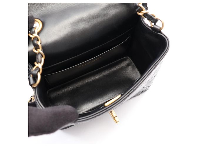 Bolsa de Ombro Chanel Matelassé Preto - vista 3