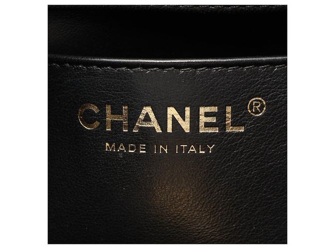 Bolsa de Ombro Chanel Matelassé Preto - vista 4