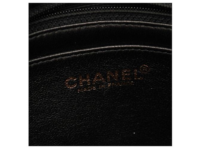 Borsa a tracolla Chanel Matelassé Nero - vista 4