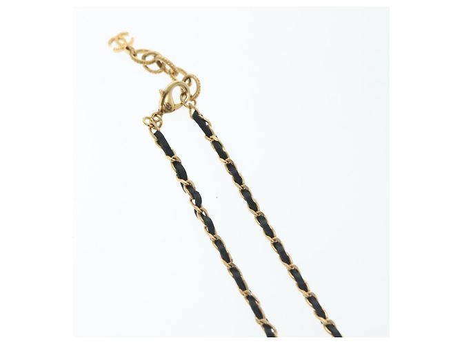 Pendentif chaîne longue en métal Chanel CC en forme de flacon de parfum avec cuir, cristaux et fausses perles Doré - vue 7