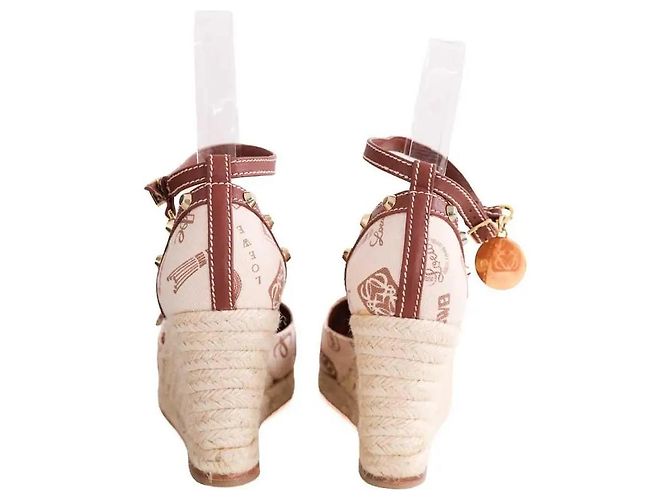 Loewe Sandalen aus beige Stoff - Ansicht 2