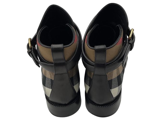 Burberry Botines planos de piel y estampado Check Black / Archive Beige Negro - vista 5