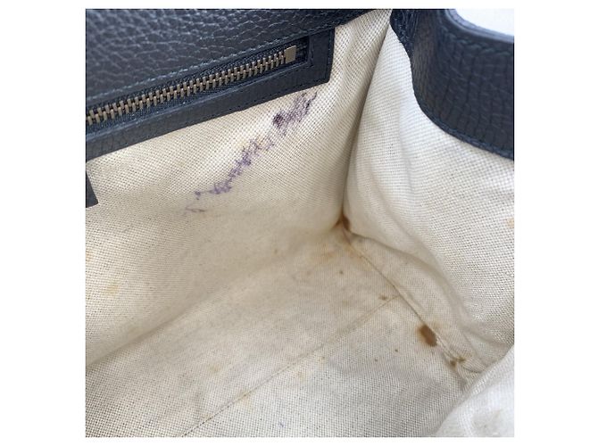 Gucci GG Marmont Schultertasche mit Henkel aus schwarzem genarbtem Leder - Ansicht 8