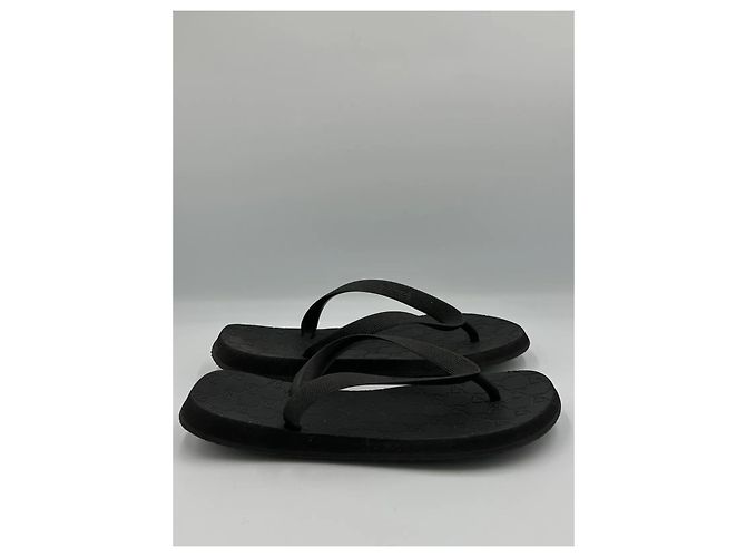 Infradito in gomma Gucci GG Monogram Nero - vista 5