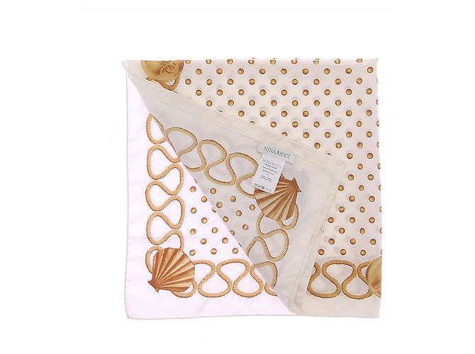 Nina Ricci Satinschal Beige - Ansicht 3