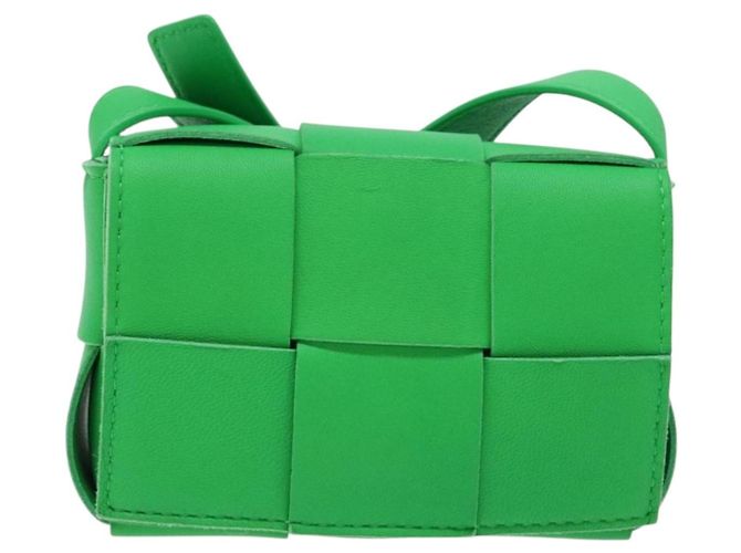 BOTTEGA VENETA MAXI INTRECCIATO Candy Cassette Bag Leather Green - vista 13