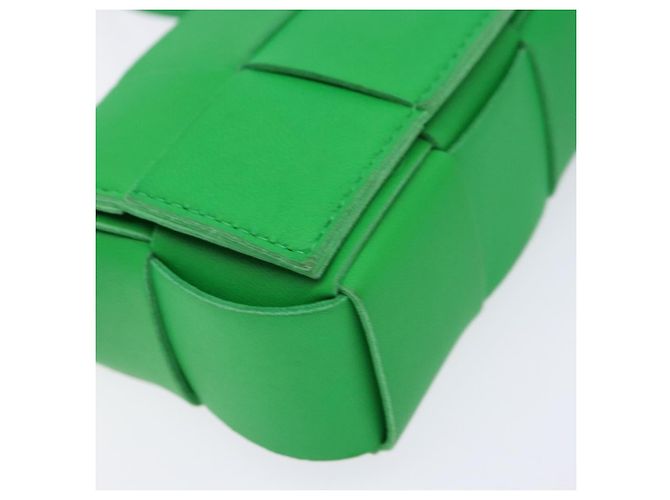 BOTTEGA VENETA MAXI INTRECCIATO Candy Cassette Bag Leather Green - vista 14