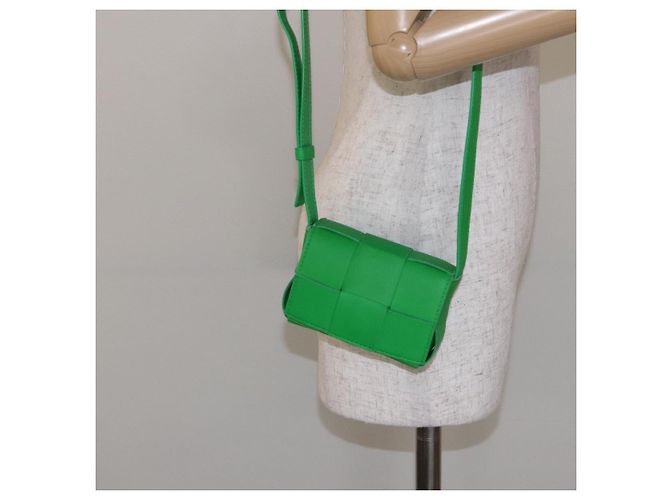 BOTTEGA VENETA MAXI INTRECCIATO Candy Cassette Bag Leather Green - vista 21