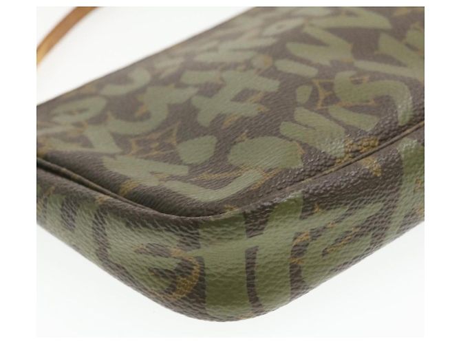 LOUIS VUITTON graffiti Pochette Accessoires Pouch Green M92191 LV - vista 11