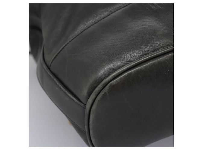 CHANEL Schultertasche aus Lammleder Schwarz CC - Ansicht 16