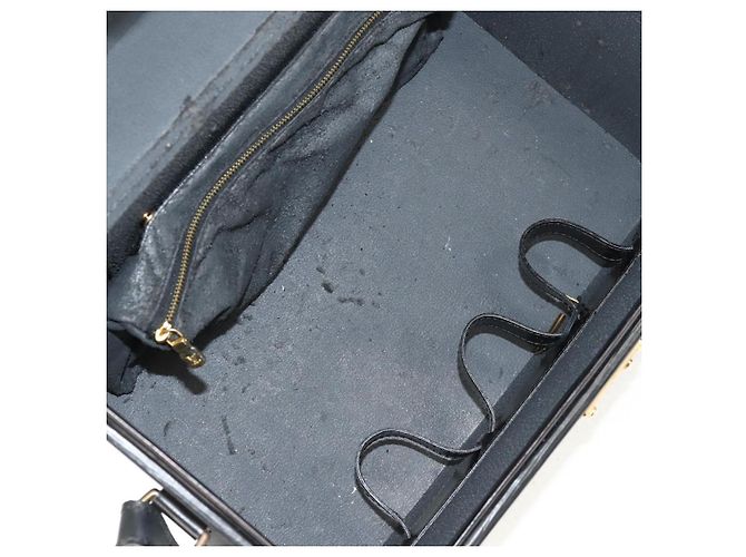 LOUIS VUITTON Vanity Epi Shoulder Bag Black LV - vista 11