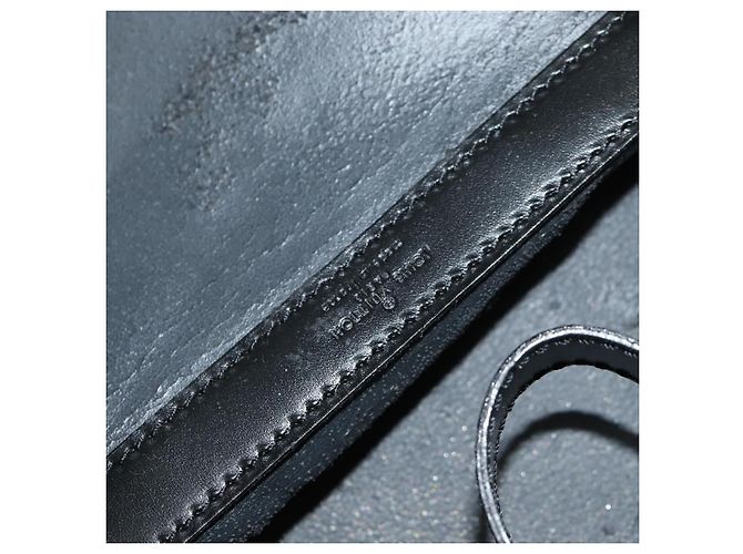 LOUIS VUITTON Vanity Epi Shoulder Bag Black LV - vista 12