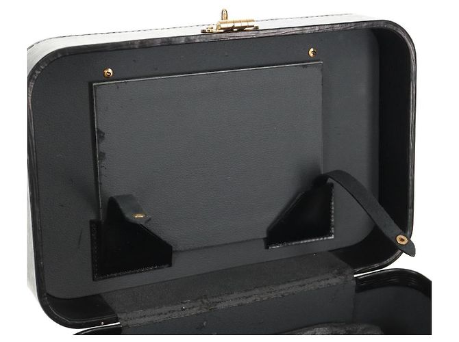 LOUIS VUITTON Vanity Epi Shoulder Bag Black LV - vista 23