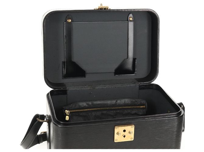 LOUIS VUITTON Vanity Epi Shoulder Bag Black LV - vista 9