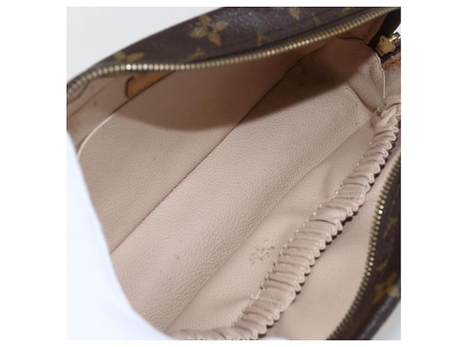 LOUIS VUITTON Monogram Trousse Toilette 23 Clutch Bag M47524 LV - vista 10