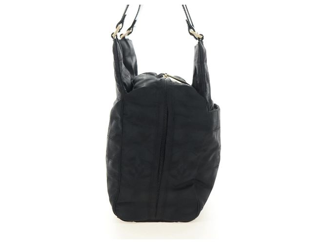 CHANEL New Travel Line Tote Bag Nylon Black Gold CC - vista 4