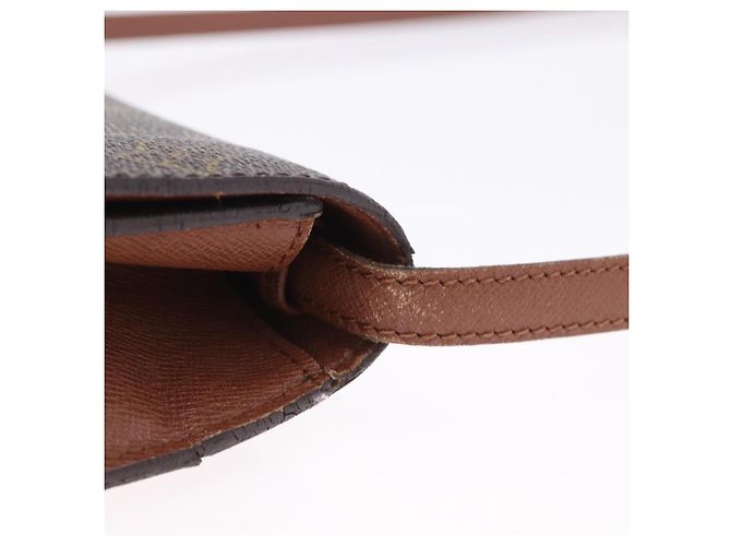 LOUIS VUITTON Monogram Bordeaux 27 Shoulder Bag M51797 LV - vue 17