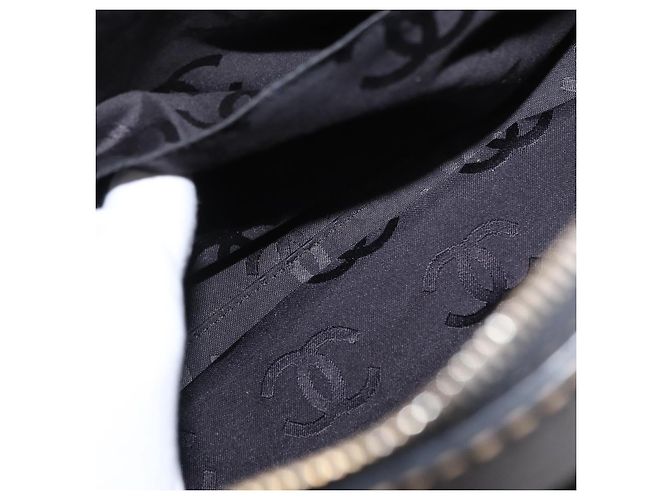 CHANEL Wild Stitch Hand Bag Cuero Negro Oro CC - vista 22