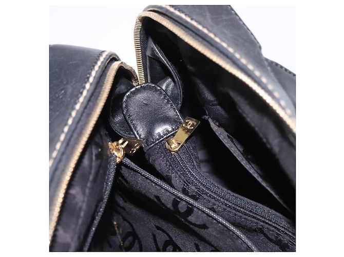 CHANEL Wild Stitch Hand Bag Cuero Negro Oro CC - vista 27