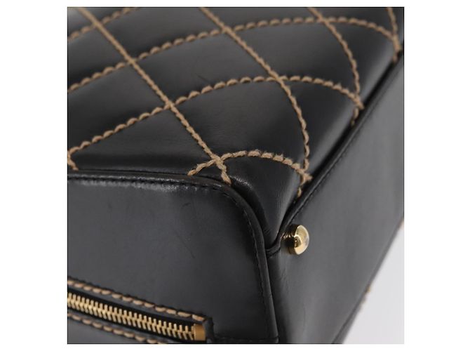 CHANEL Wild Stitch Hand Bag Cuero Negro Oro CC - vista 8