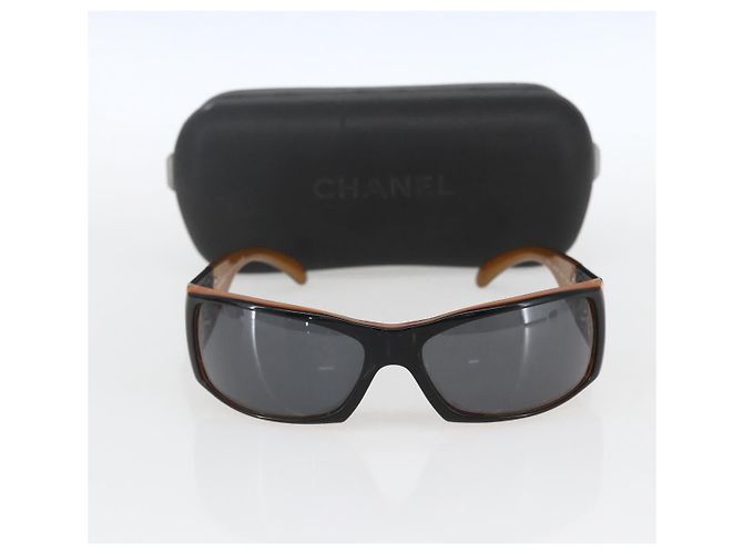 CHANEL Sunglasses plastic Brown CC - vista 11