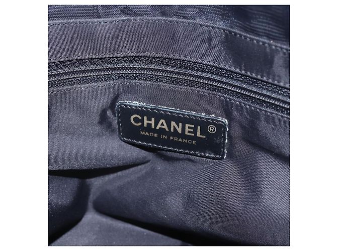 CHANEL New Travel Line Tote Bag Nylon Black Gold CC - vista 10