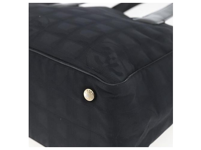 CHANEL New Travel Line Tote Bag Nylon Black Gold CC - vista 15
