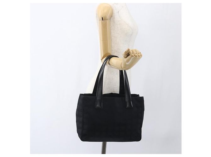 CHANEL New Travel Line Tote Bag Nylon Black Gold CC - vista 23