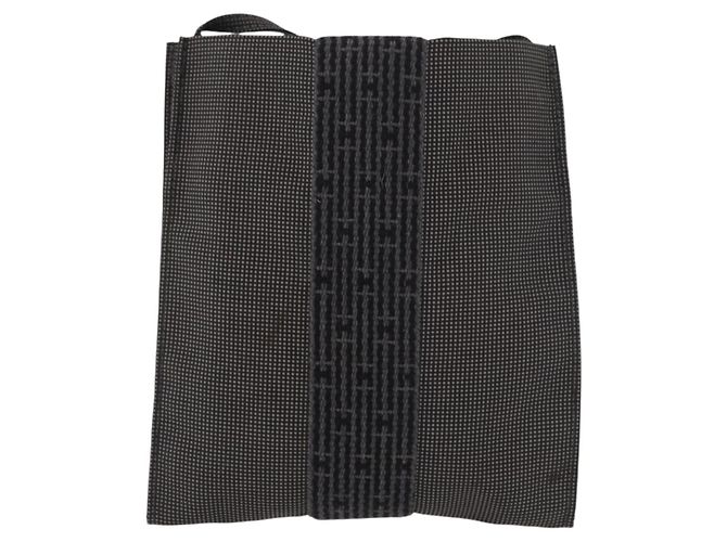 Hermès HERMES Her Line Pochette Shoulder Bag Canvas Gray - vista 2