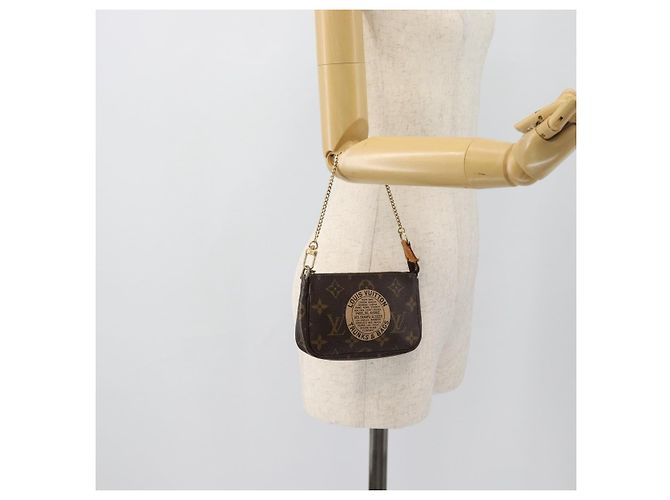 LOUIS VUITTON Monogram Mini Pochette Accessoires Pouch T&B M60153 - vue 21