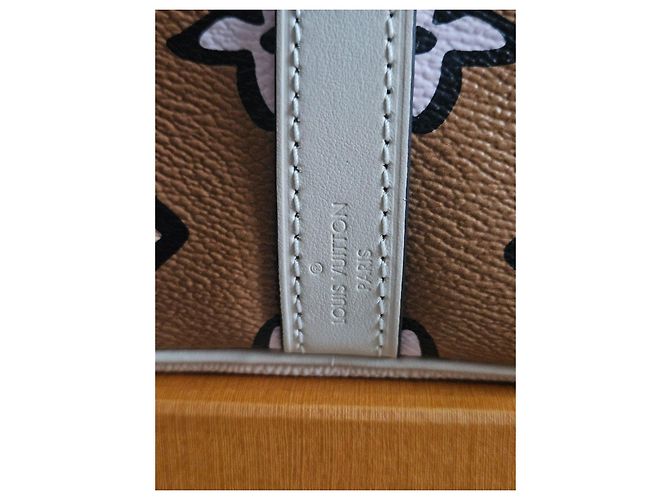 Louis Vuitton Speedy Bandouliere 25 Monogram wild at heart Marrone Nero Rosa Bianco - vista 10