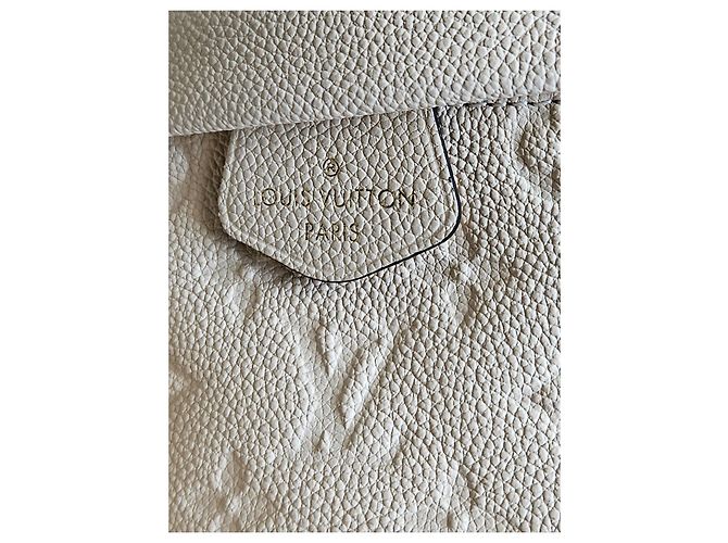 Bumbag Borsello da cintura Louis Vuitton Monogram cream Empreinte leather Beige - vista 11