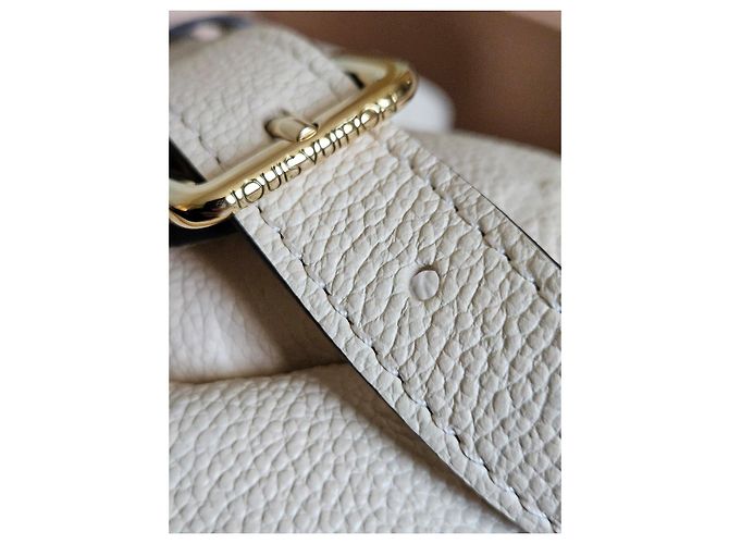Bumbag Borsello da cintura Louis Vuitton Monogram cream Empreinte leather Beige - vista 17