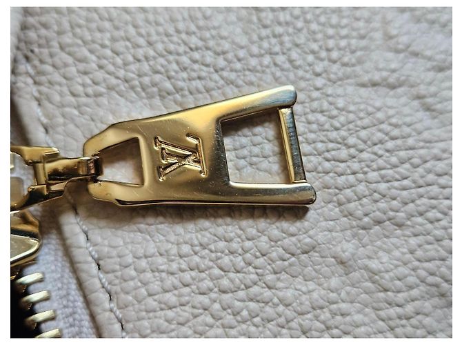 Bumbag Borsello da cintura Louis Vuitton Monogram cream Empreinte leather Beige - vista 20