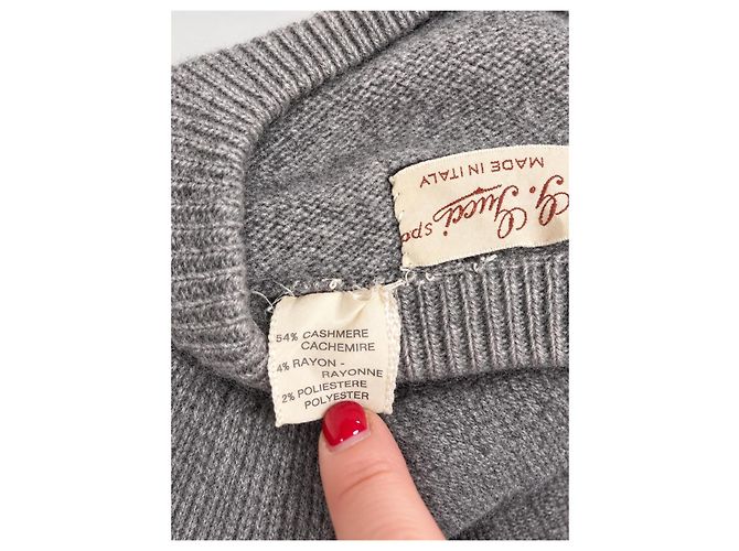 Gucci grauer Kaschmirpullover mit Rautenmuster - Ansicht 4