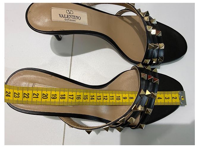 Valentino Garavani Mules Rockstud Pelle Nera Taglia 37 Nero Silver hardware - vista 15