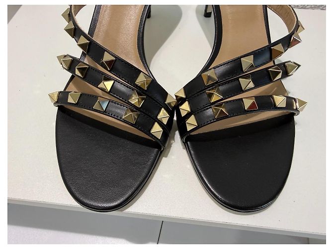 Valentino Garavani Mules Rockstud Pelle Nera Taglia 37 Nero Silver hardware - vista 6