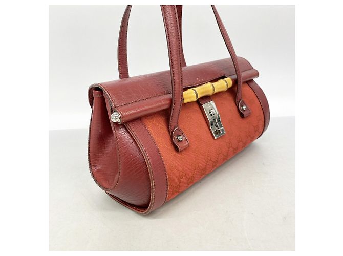 Bolso Gucci GG Canvas Bamboo Roja - vista 2