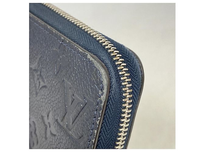 Portafoglio Zippy Louis Vuitton Monogram Empreinte Flower Stud Blu navy - vista 5