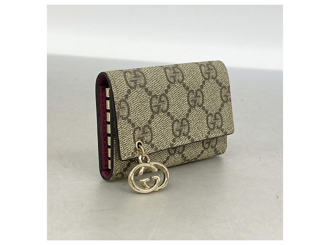 Gucci GG Supreme Schlüsseletui in Beige - Ansicht 2