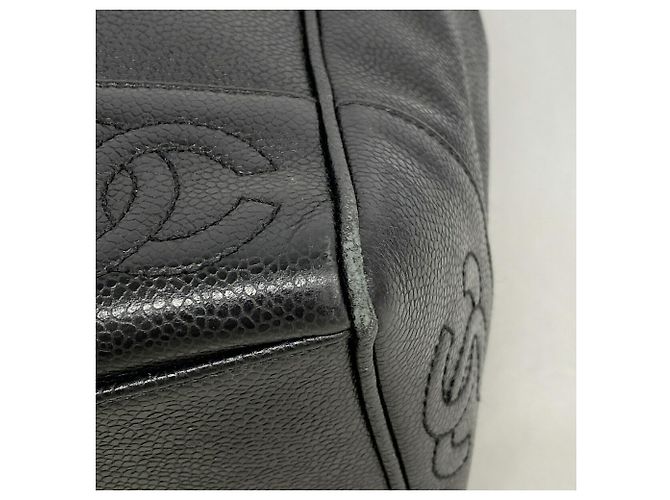 Chanel Triple Coco Schultertasche aus Kaviarleder Schwarz - Ansicht 6